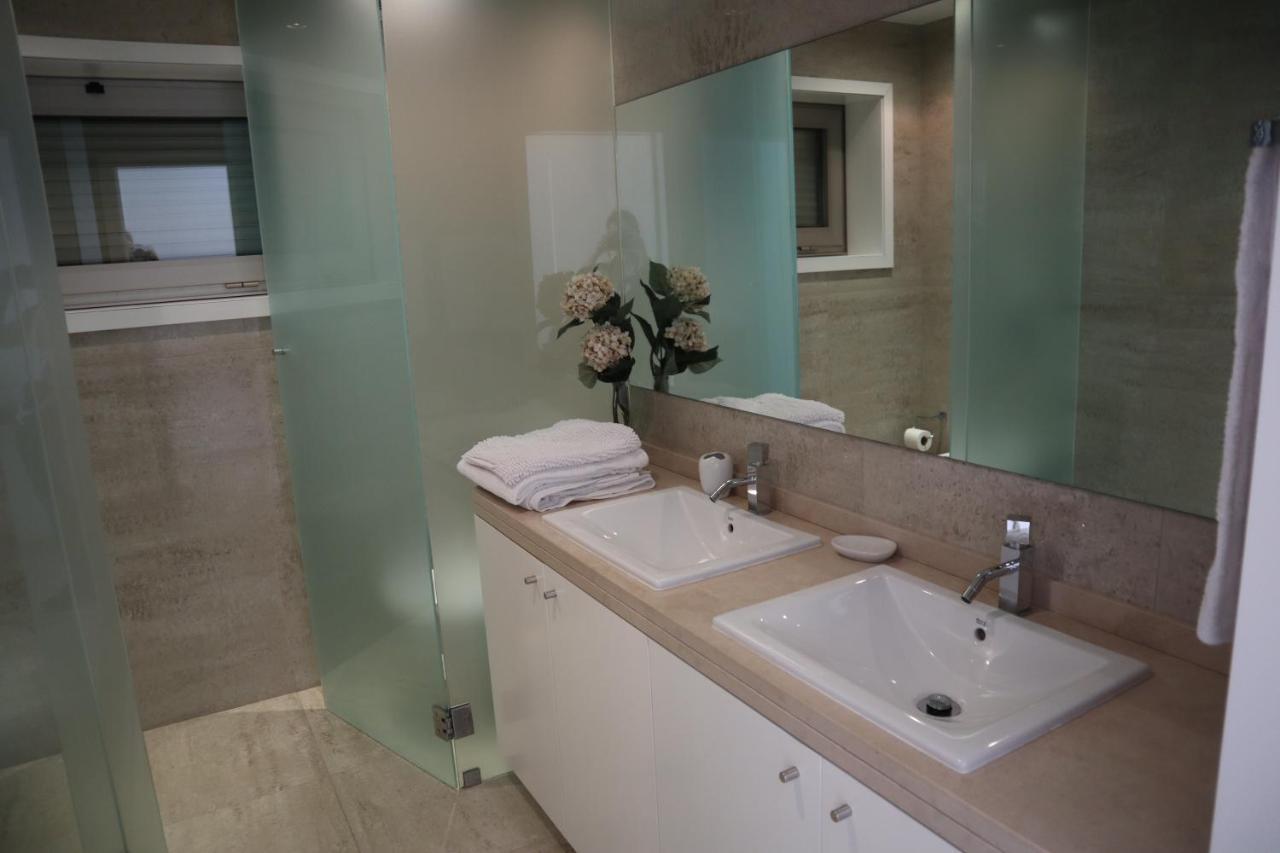 Villa Dos Salgados, 5Bdr, Beach Front, Near Salgados Golf Club 기아 외부 사진