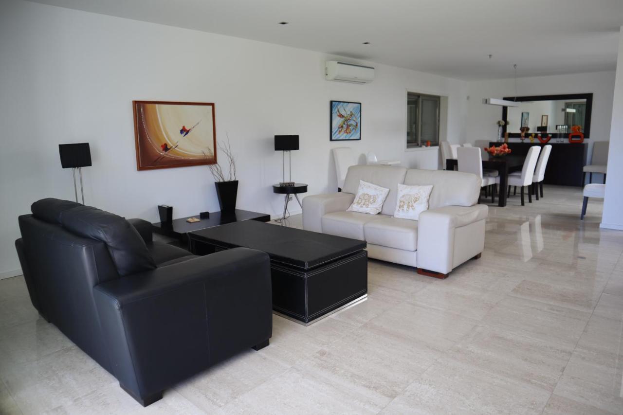Villa Dos Salgados, 5Bdr, Beach Front, Near Salgados Golf Club 기아 외부 사진