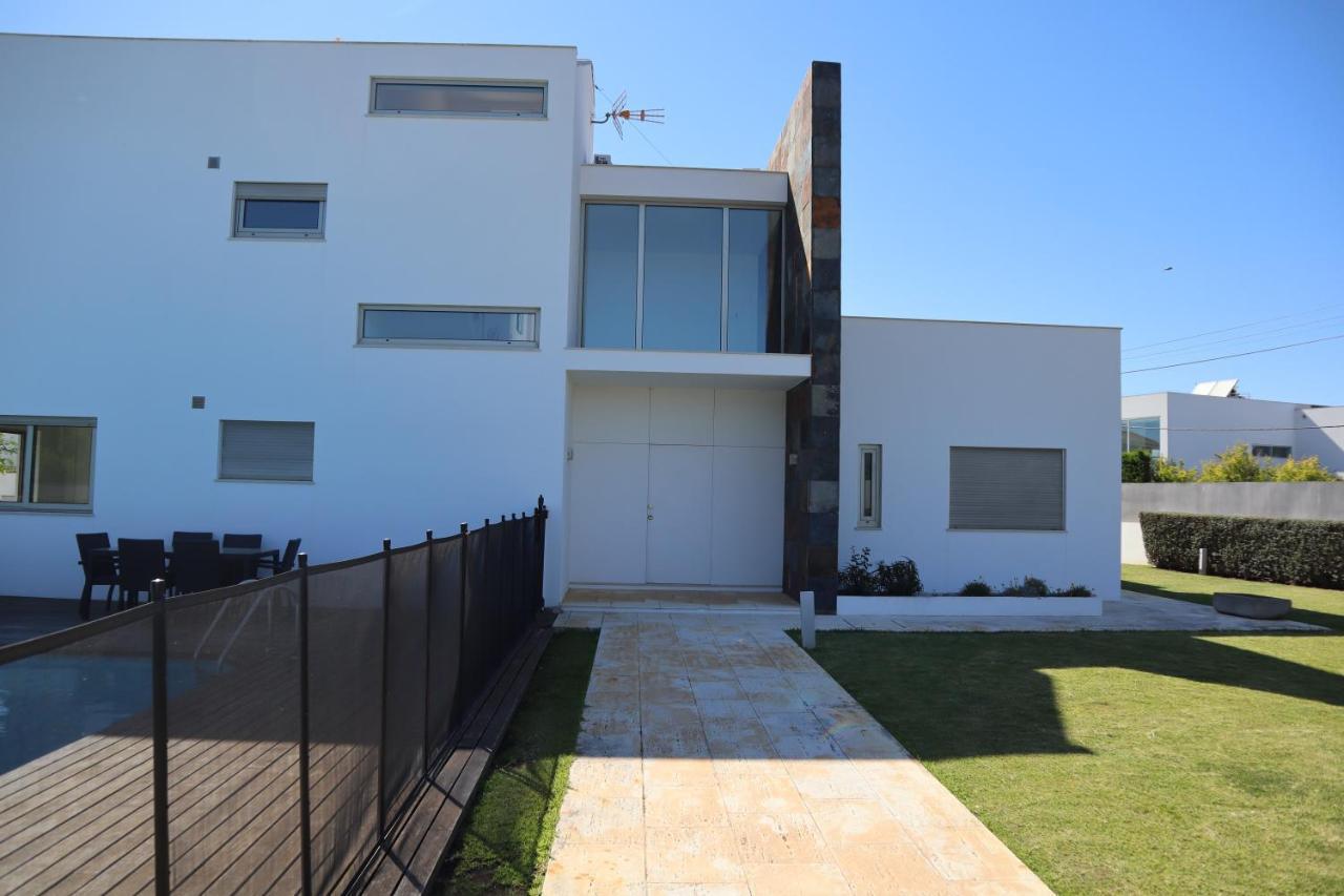 Villa Dos Salgados, 5Bdr, Beach Front, Near Salgados Golf Club 기아 외부 사진
